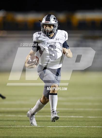 Thumbnail 3 in Martin vs. Lewisville (UIL 6A Area Playoff) photogallery.