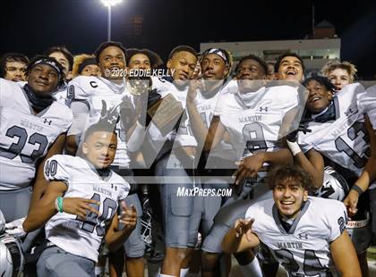 Thumbnail 2 in Martin vs. Lewisville (UIL 6A Area Playoff) photogallery.
