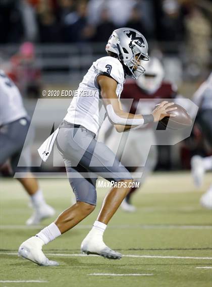 Thumbnail 3 in Martin vs. Lewisville (UIL 6A Area Playoff) photogallery.