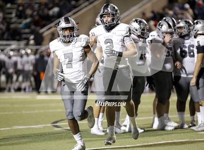 Thumbnail 3 in Martin vs. Lewisville (UIL 6A Area Playoff) photogallery.