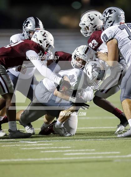 Thumbnail 2 in Martin vs. Lewisville (UIL 6A Area Playoff) photogallery.