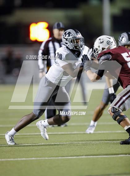 Thumbnail 1 in Martin vs. Lewisville (UIL 6A Area Playoff) photogallery.