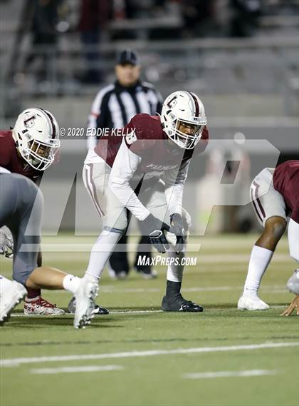 Thumbnail 1 in Martin vs. Lewisville (UIL 6A Area Playoff) photogallery.
