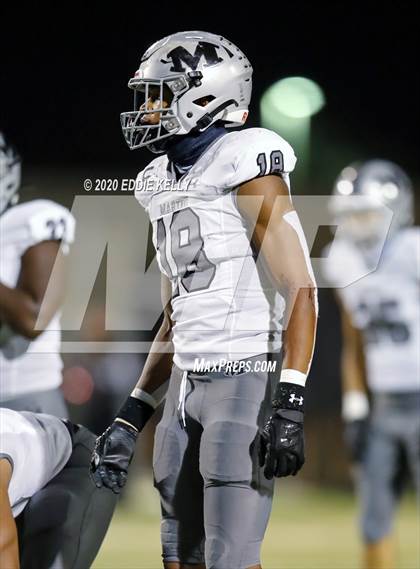Thumbnail 1 in Martin vs. Lewisville (UIL 6A Area Playoff) photogallery.
