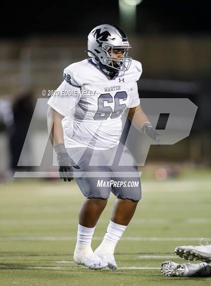 Thumbnail 1 in Martin vs. Lewisville (UIL 6A Area Playoff) photogallery.