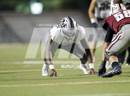 Thumbnail 3 in Martin vs. Lewisville (UIL 6A Area Playoff) photogallery.