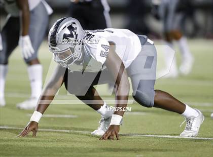 Thumbnail 1 in Martin vs. Lewisville (UIL 6A Area Playoff) photogallery.