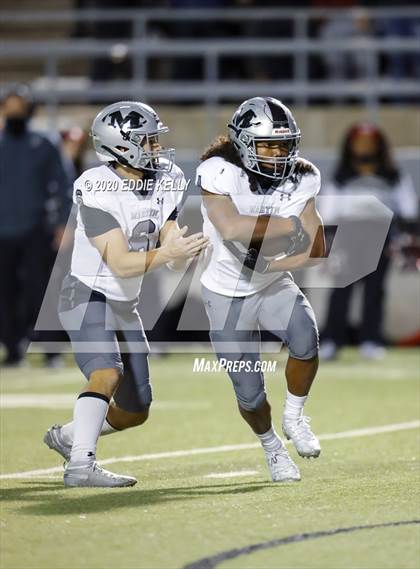 Thumbnail 1 in Martin vs. Lewisville (UIL 6A Area Playoff) photogallery.