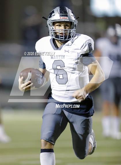 Thumbnail 2 in Martin vs. Lewisville (UIL 6A Area Playoff) photogallery.