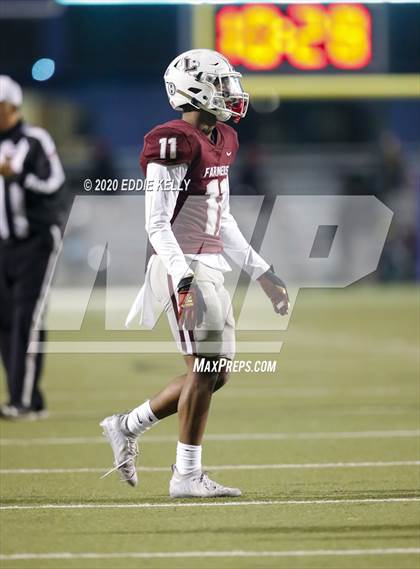 Thumbnail 1 in Martin vs. Lewisville (UIL 6A Area Playoff) photogallery.