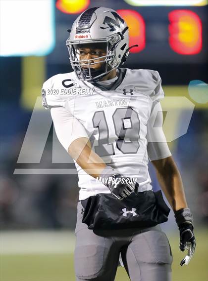 Thumbnail 2 in Martin vs. Lewisville (UIL 6A Area Playoff) photogallery.