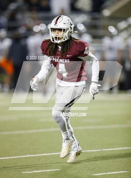 Thumbnail 1 in Martin vs. Lewisville (UIL 6A Area Playoff) photogallery.