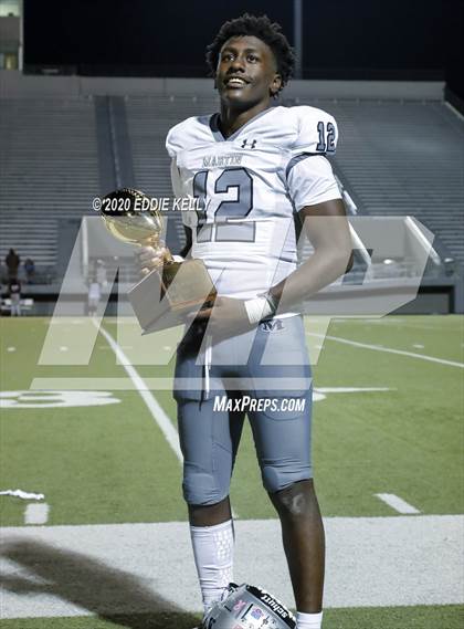 Thumbnail 3 in Martin vs. Lewisville (UIL 6A Area Playoff) photogallery.