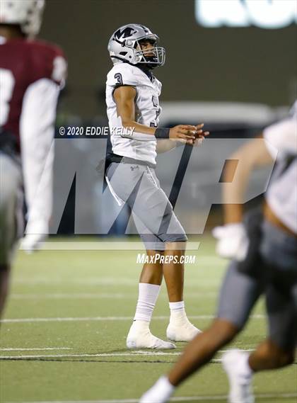 Thumbnail 3 in Martin vs. Lewisville (UIL 6A Area Playoff) photogallery.