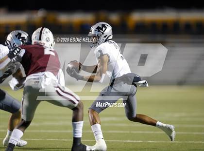 Thumbnail 1 in Martin vs. Lewisville (UIL 6A Area Playoff) photogallery.