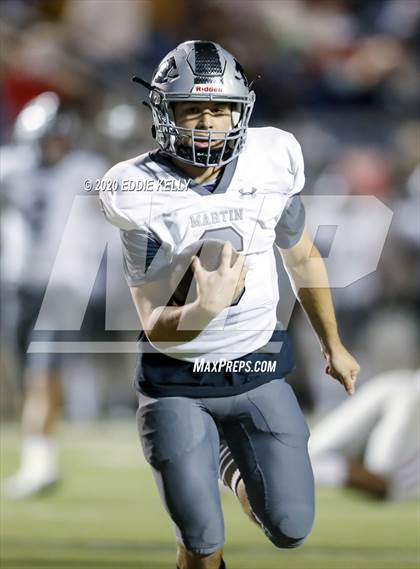 Thumbnail 1 in Martin vs. Lewisville (UIL 6A Area Playoff) photogallery.