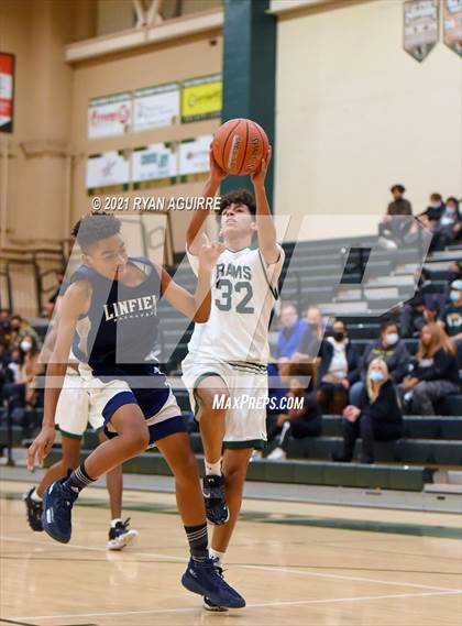 Thumbnail 1 in Linfield Christian @ Murrieta Mesa photogallery.