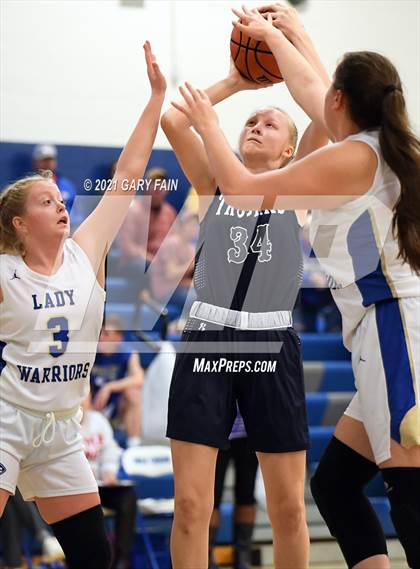 Thumbnail 3 in Soddy Daisy vs Bledsoe County (Battle At The Creek) photogallery.