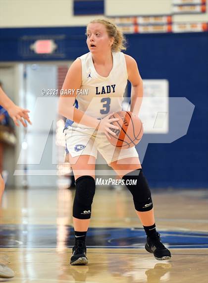 Thumbnail 2 in Soddy Daisy vs Bledsoe County (Battle At The Creek) photogallery.