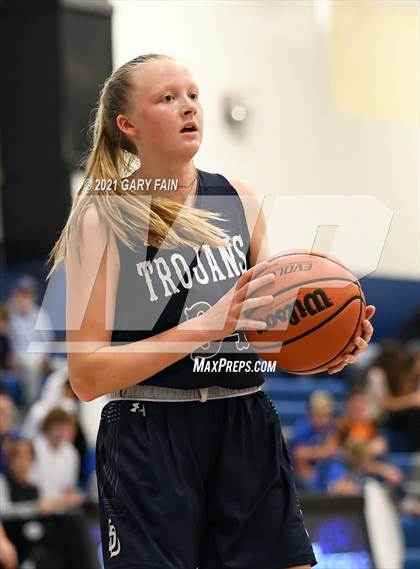 Thumbnail 3 in Soddy Daisy vs Bledsoe County (Battle At The Creek) photogallery.