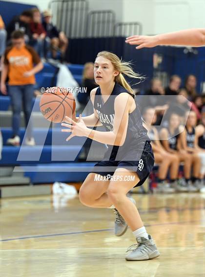 Thumbnail 1 in Soddy Daisy vs Bledsoe County (Battle At The Creek) photogallery.