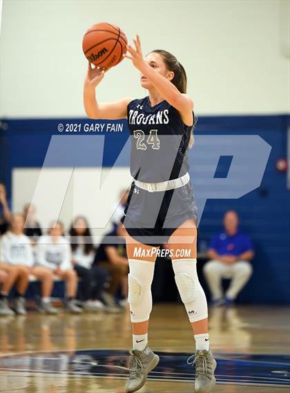Thumbnail 1 in Soddy Daisy vs Bledsoe County (Battle At The Creek) photogallery.