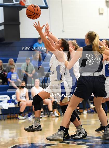 Thumbnail 1 in Soddy Daisy vs Bledsoe County (Battle At The Creek) photogallery.