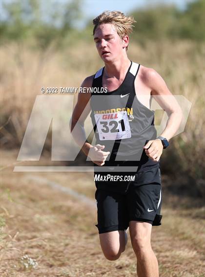 Thumbnail 2 in UIL District 21 1A Cross Country Championship photogallery.