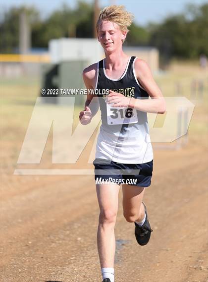 Thumbnail 1 in UIL District 21 1A Cross Country Championship photogallery.
