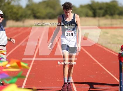 Thumbnail 3 in UIL District 21 1A Cross Country Championship photogallery.