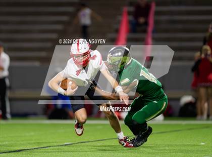 Thumbnail 2 in Bellaire @ Cypress Falls (UIL Football 6A D1 Region III Bi-District) photogallery.