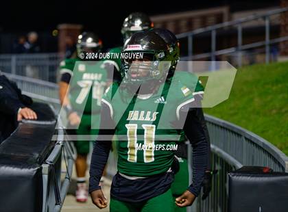 Thumbnail 2 in Bellaire @ Cypress Falls (UIL Football 6A D1 Region III Bi-District) photogallery.