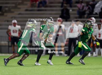 Thumbnail 2 in Bellaire @ Cypress Falls (UIL Football 6A D1 Region III Bi-District) photogallery.