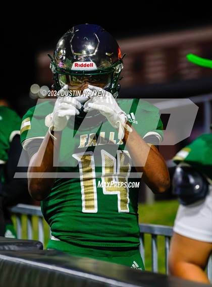 Thumbnail 1 in Bellaire @ Cypress Falls (UIL Football 6A D1 Region III Bi-District) photogallery.
