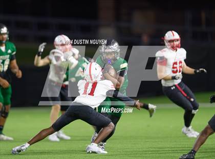 Thumbnail 3 in Bellaire @ Cypress Falls (UIL Football 6A D1 Region III Bi-District) photogallery.