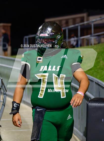Thumbnail 3 in Bellaire @ Cypress Falls (UIL Football 6A D1 Region III Bi-District) photogallery.
