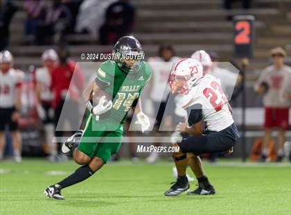 Thumbnail 2 in Bellaire @ Cypress Falls (UIL Football 6A D1 Region III Bi-District) photogallery.