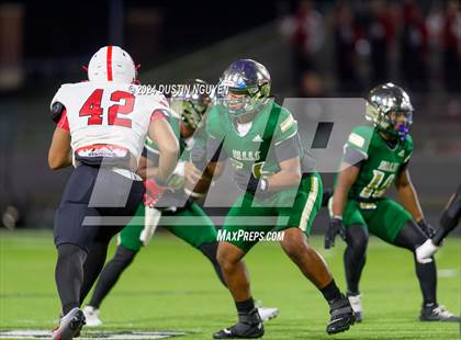 Thumbnail 3 in Bellaire @ Cypress Falls (UIL Football 6A D1 Region III Bi-District) photogallery.