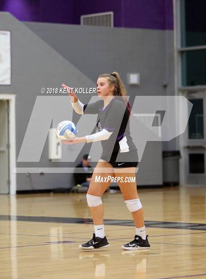 Thumbnail 3 in Bloomfield Hills vs Troy (MHSAA District Semifinal) photogallery.