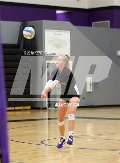 Thumbnail 1 in Bloomfield Hills vs Troy (MHSAA District Semifinal) photogallery.