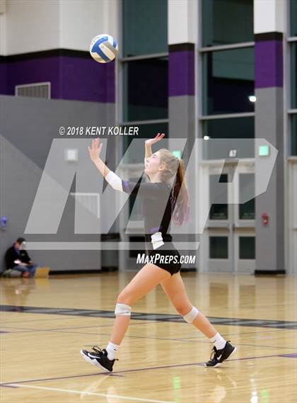 Thumbnail 2 in Bloomfield Hills vs Troy (MHSAA District Semifinal) photogallery.