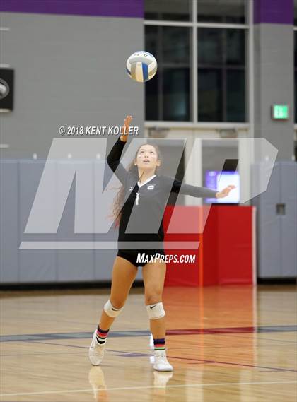 Thumbnail 2 in Bloomfield Hills vs Troy (MHSAA District Semifinal) photogallery.