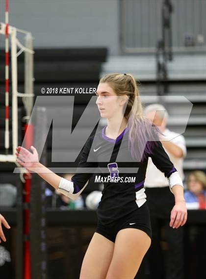 Thumbnail 3 in Bloomfield Hills vs Troy (MHSAA District Semifinal) photogallery.