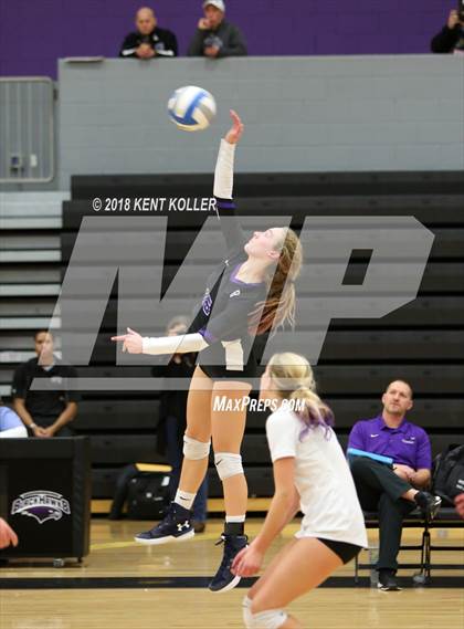 Thumbnail 1 in Bloomfield Hills vs Troy (MHSAA District Semifinal) photogallery.