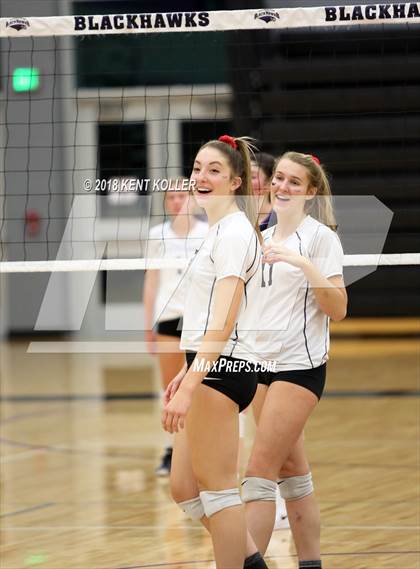 Thumbnail 2 in Bloomfield Hills vs Troy (MHSAA District Semifinal) photogallery.