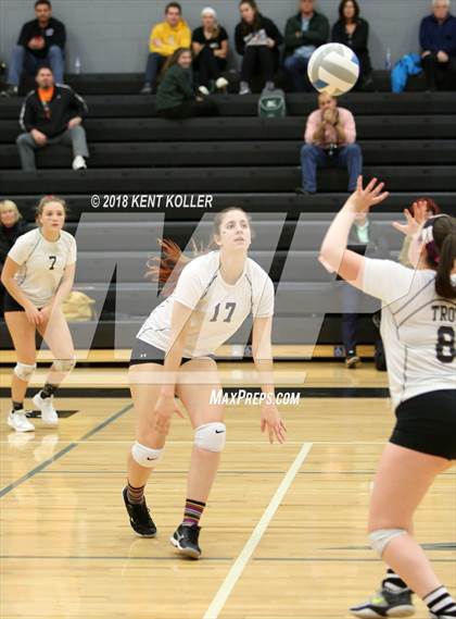 Thumbnail 2 in Bloomfield Hills vs Troy (MHSAA District Semifinal) photogallery.