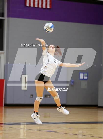 Thumbnail 1 in Bloomfield Hills vs Troy (MHSAA District Semifinal) photogallery.