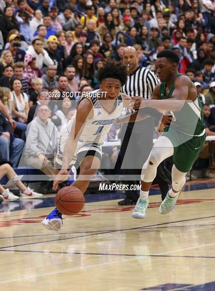 Thumbnail 2 in Coronado vs. San Ysidro (CIF SDS D3 Championship) photogallery.