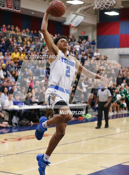 Thumbnail 3 in Coronado vs. San Ysidro (CIF SDS D3 Championship) photogallery.