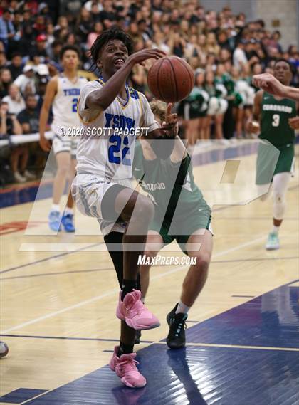 Thumbnail 1 in Coronado vs. San Ysidro (CIF SDS D3 Championship) photogallery.